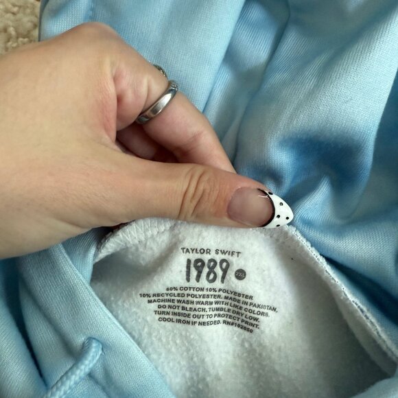 Taylor Swift 1989 Official Sweatshirt - XXL - Picture 3 of 3